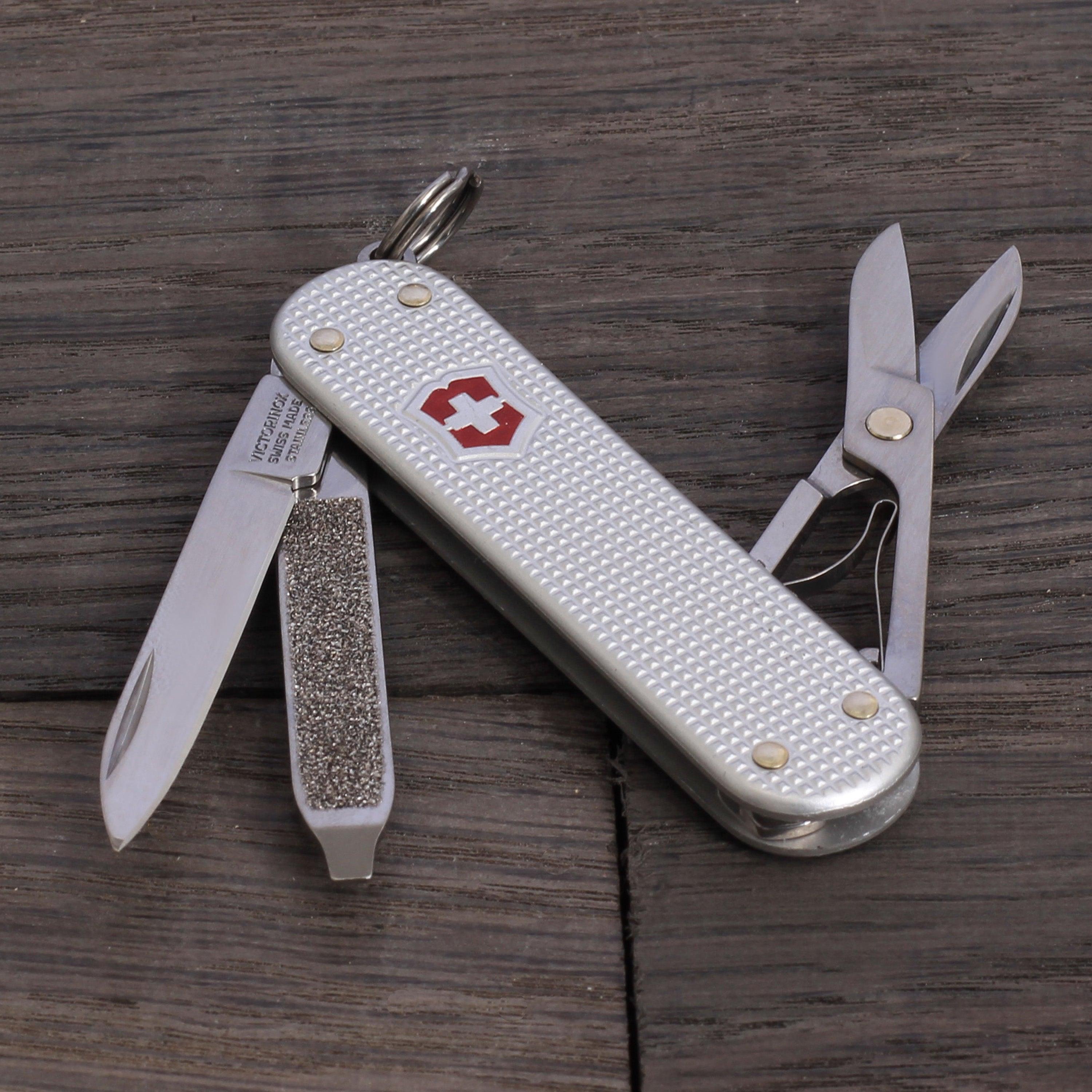 Victorinox Classic SD | Alox | Länge: 5,8 cm | 5 Funktionen - MANSHIT