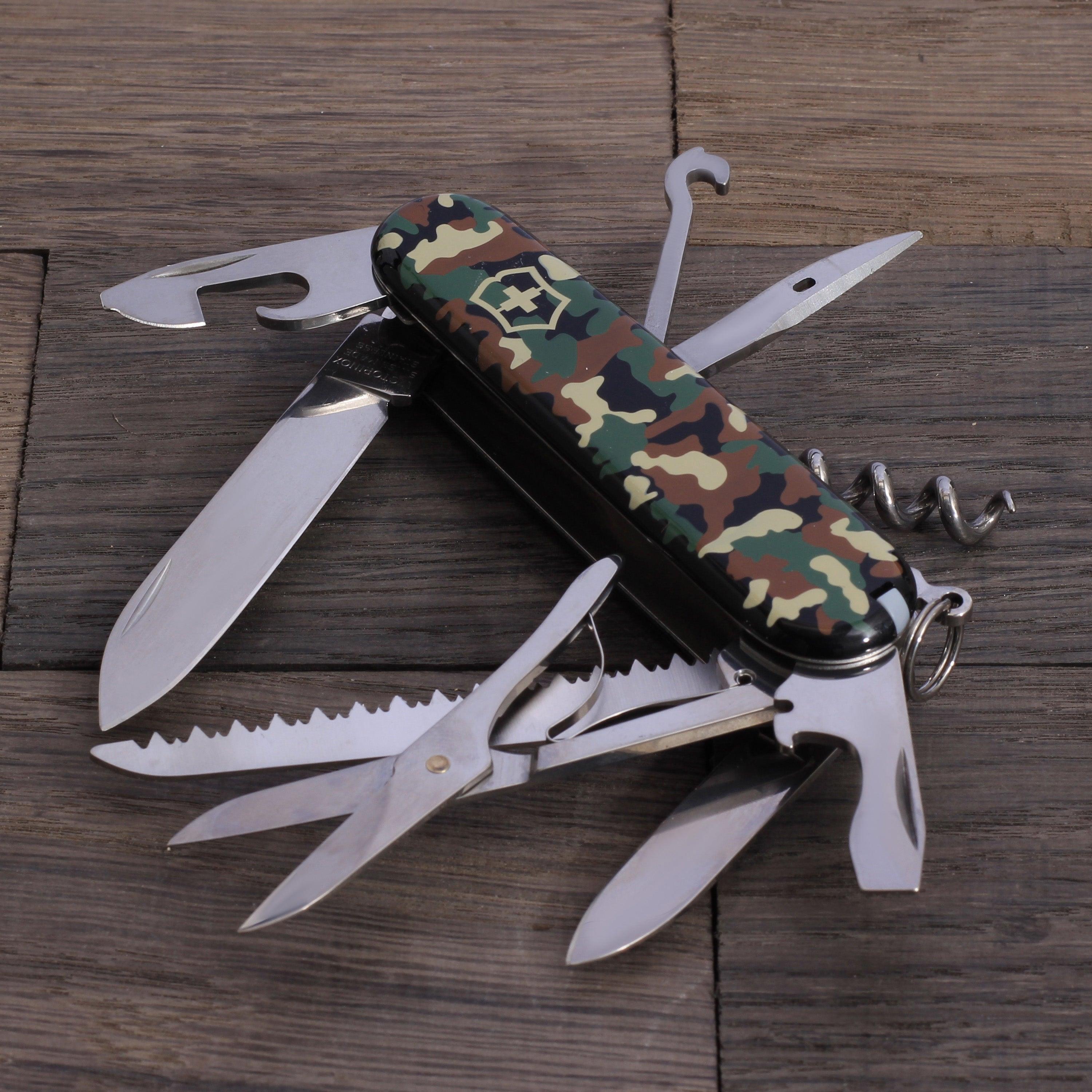 Victorinox Huntsman | Camouflage | Länge: 9,1 cm | 15 Funktionen - MANSHIT