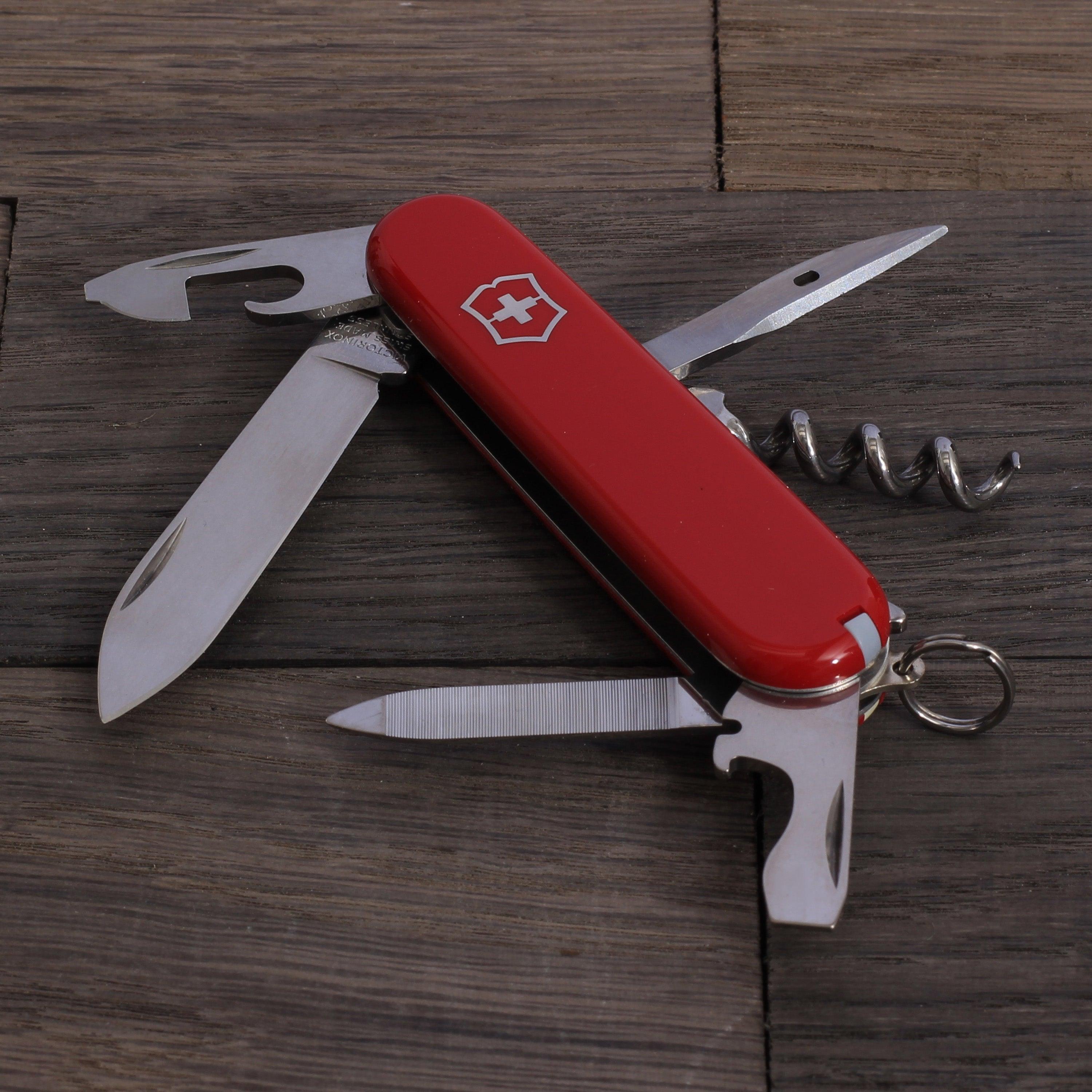 Victorinox Sportsman | Rot | Länge: 8,4 cm | 13 Funktionen - MANSHIT