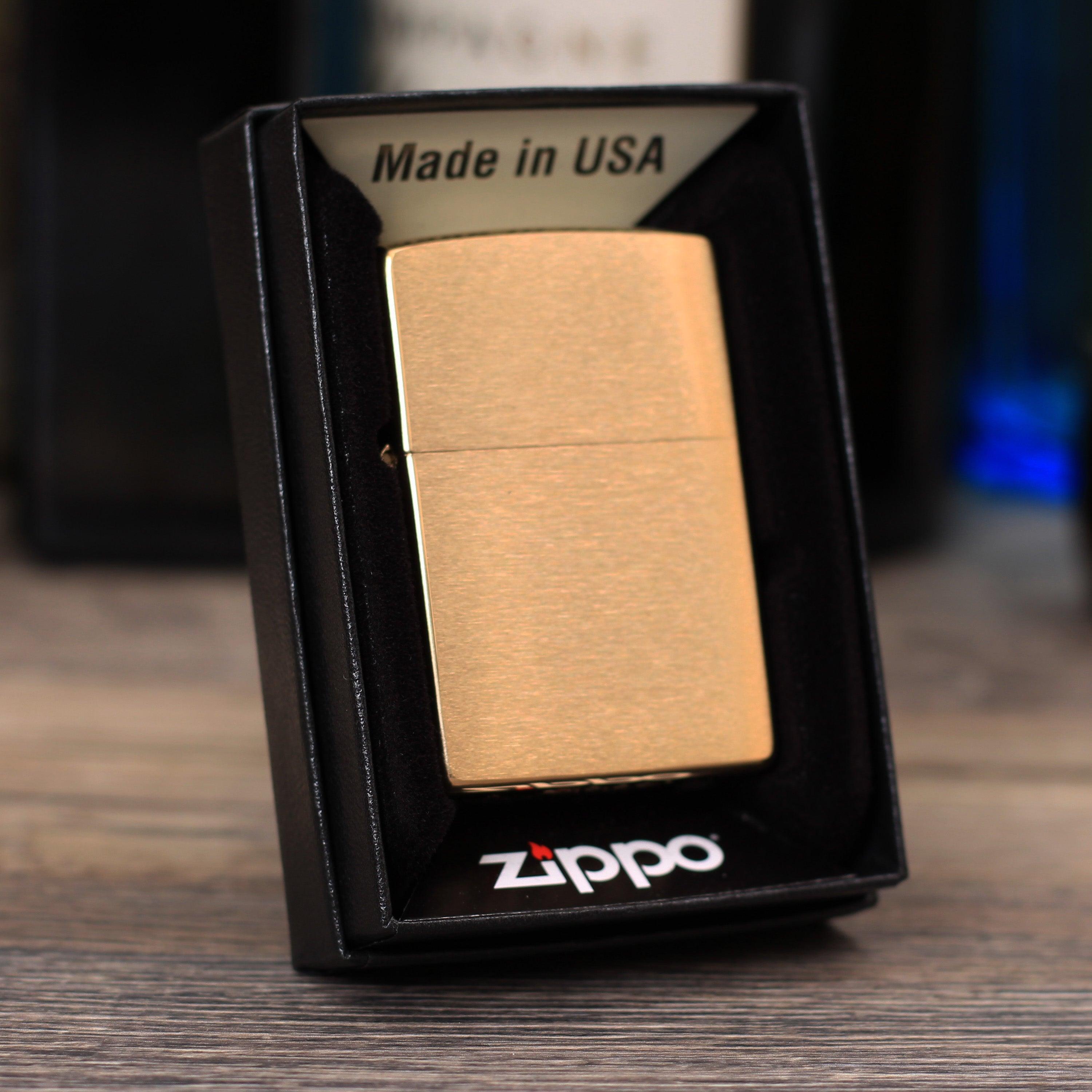 Zippo "Brass brushed", Benzinfeuerzeug - MANSHIT