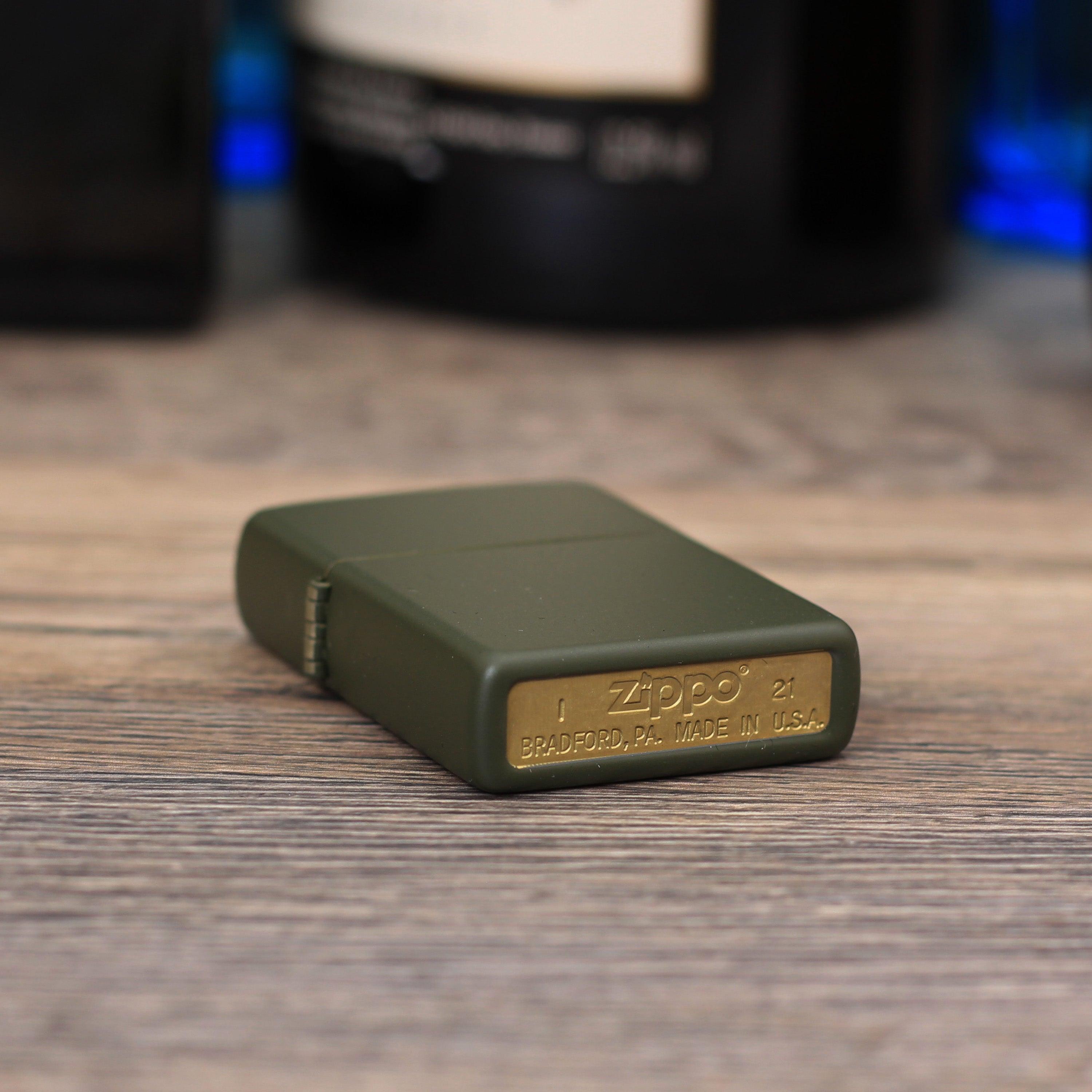 Zippo "Green matte", Benzinfeuerzeug - MANSHIT