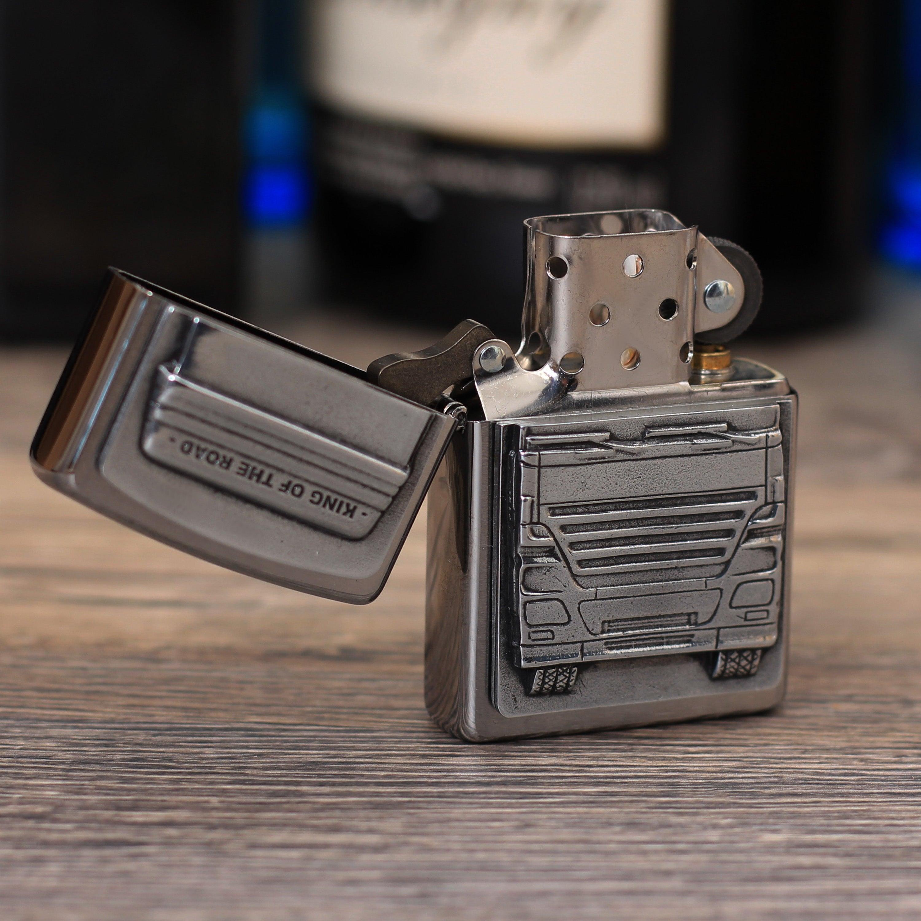 Zippo "King of the road", Benzinfeuerzeug - MANSHIT